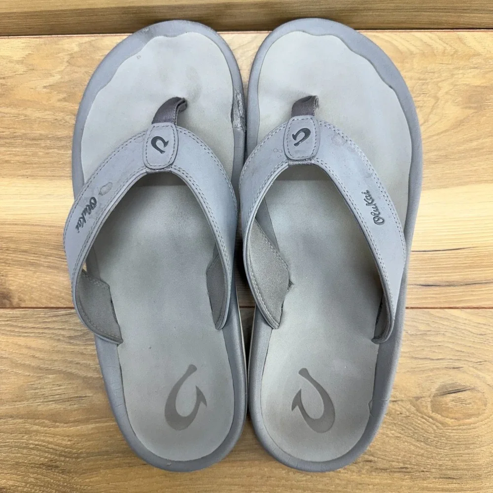 Olukai Ohana Gray Flip Flops Mens 13 EU 46 Sandals Slip On Vacation Pool Travel